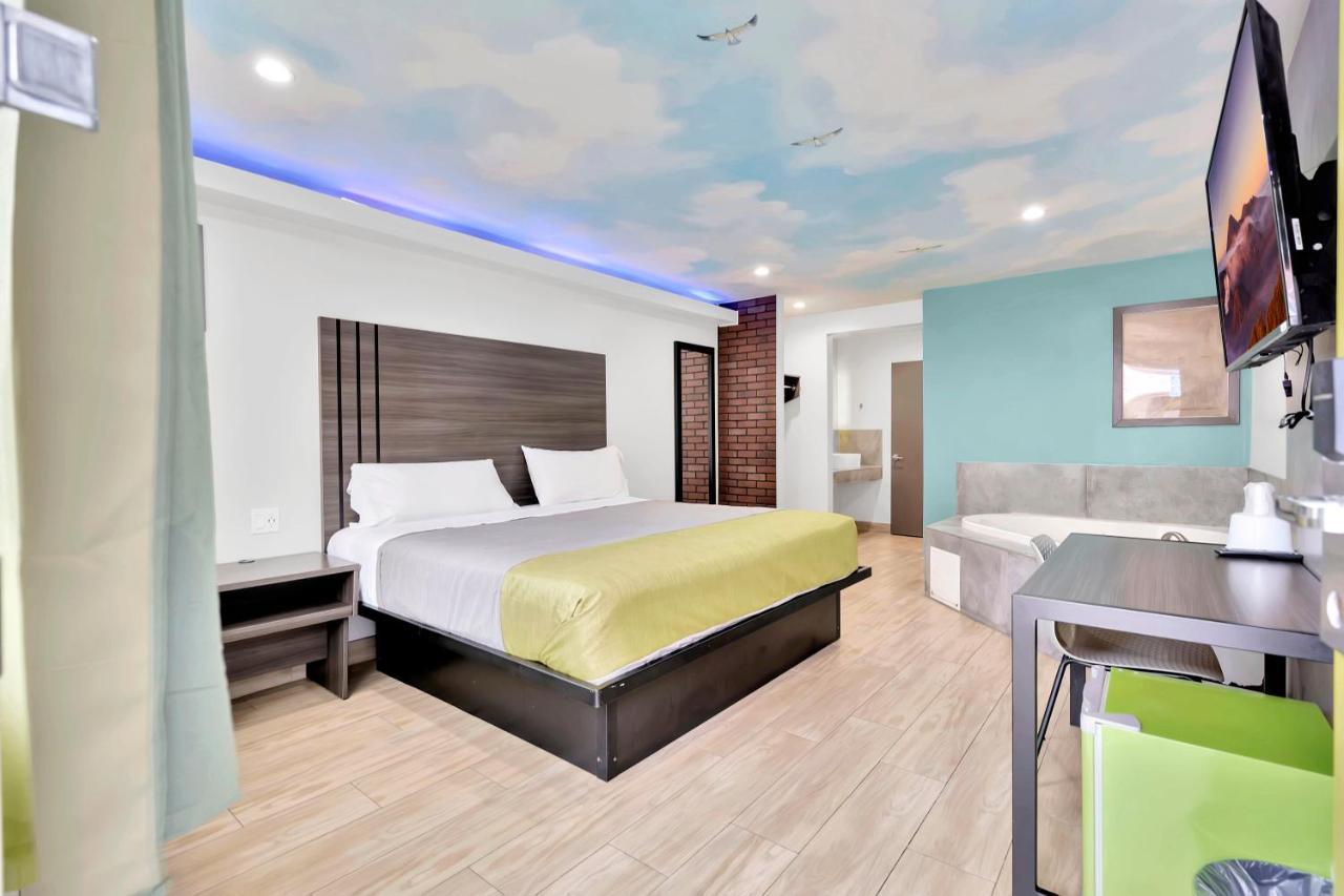 Exclusivo Inn And Suites Лейквуд Екстер'єр фото
